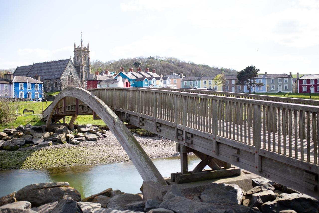 John Lewis Apartment Aberaeron Dış mekan fotoğraf